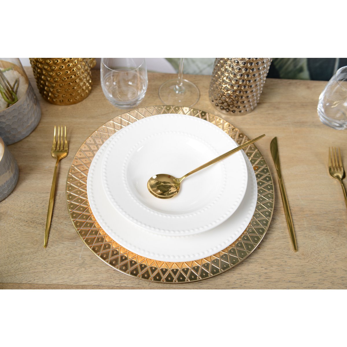 ASSIETTE CREUSE PERLES 22 CM