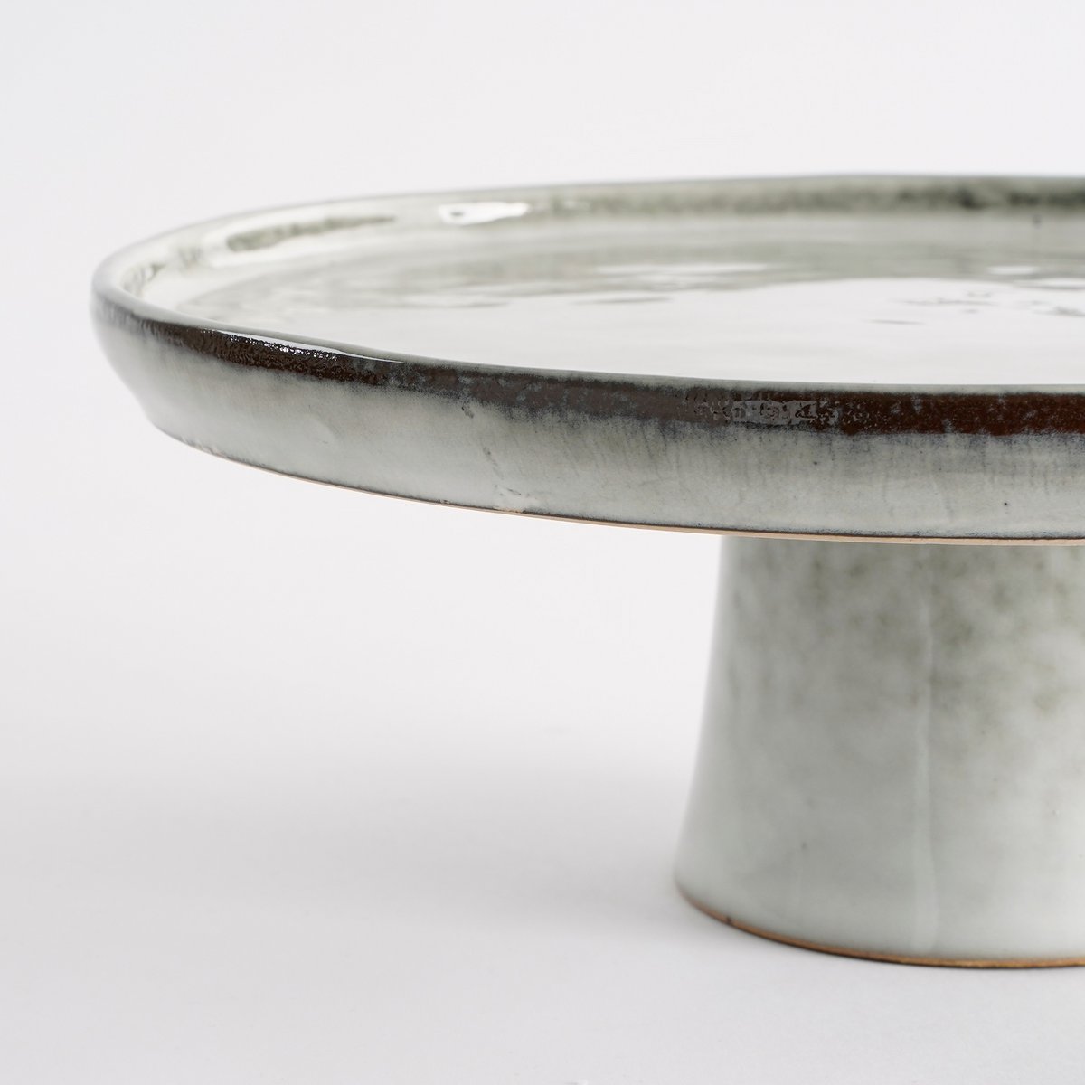 Plateau à Gâteaux Tabo - H10 x Ø27 cm - Gris