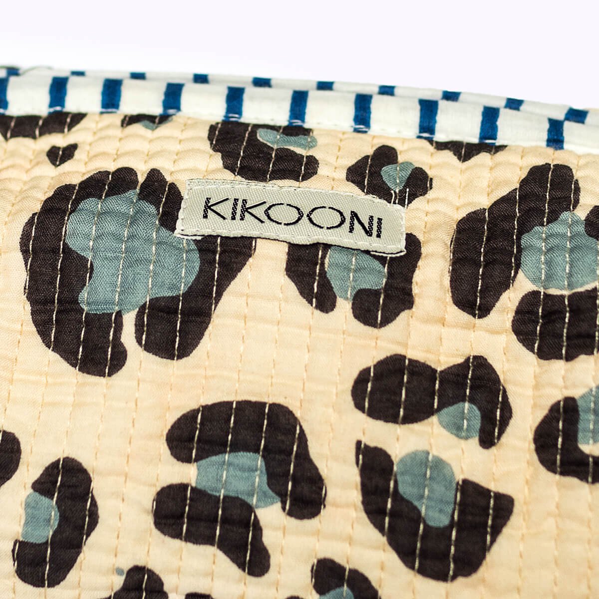 sac cosmétique fait main "Blue Leo"