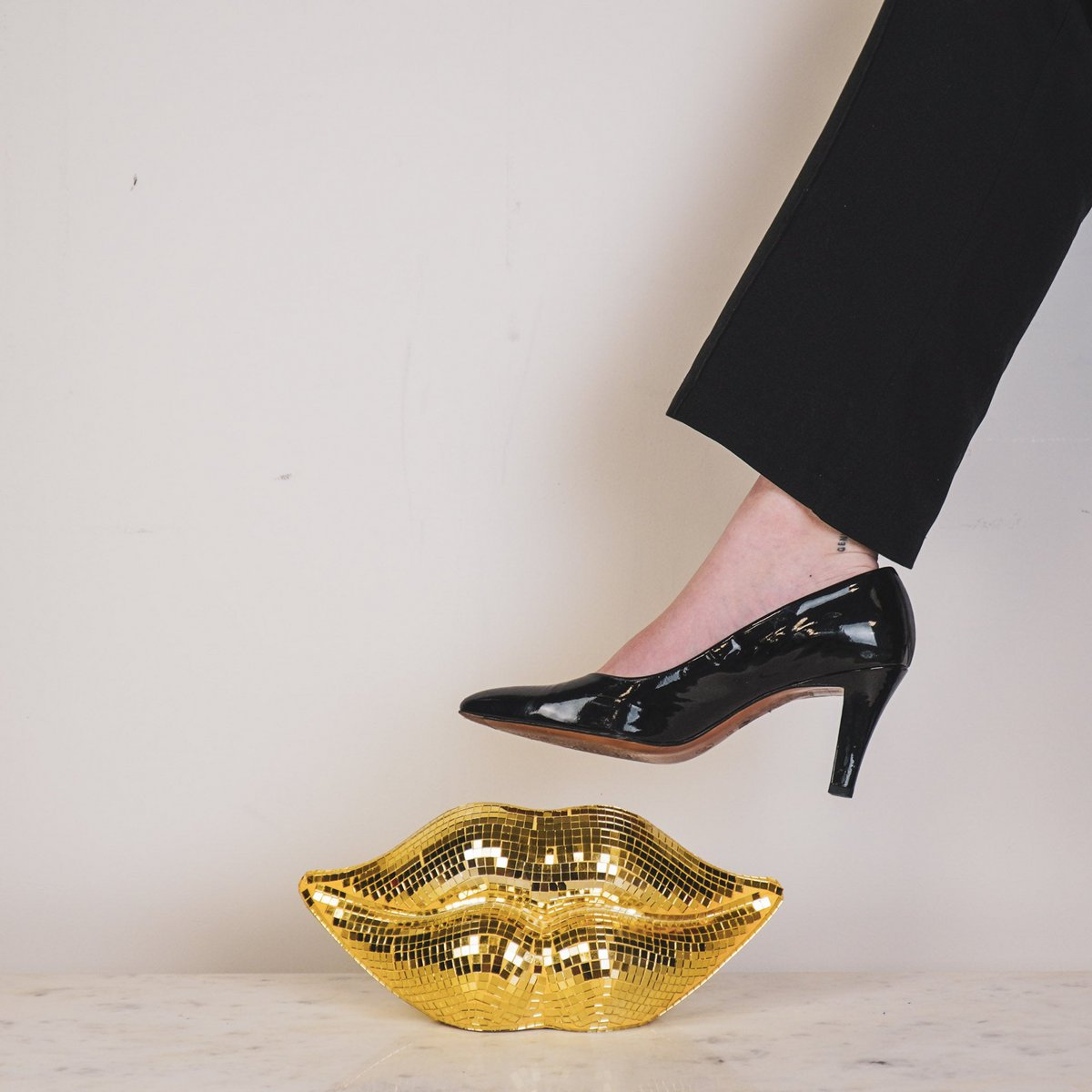 Ornement - Disco- lèvres - Verre - Gold - 29x10x13,5cm