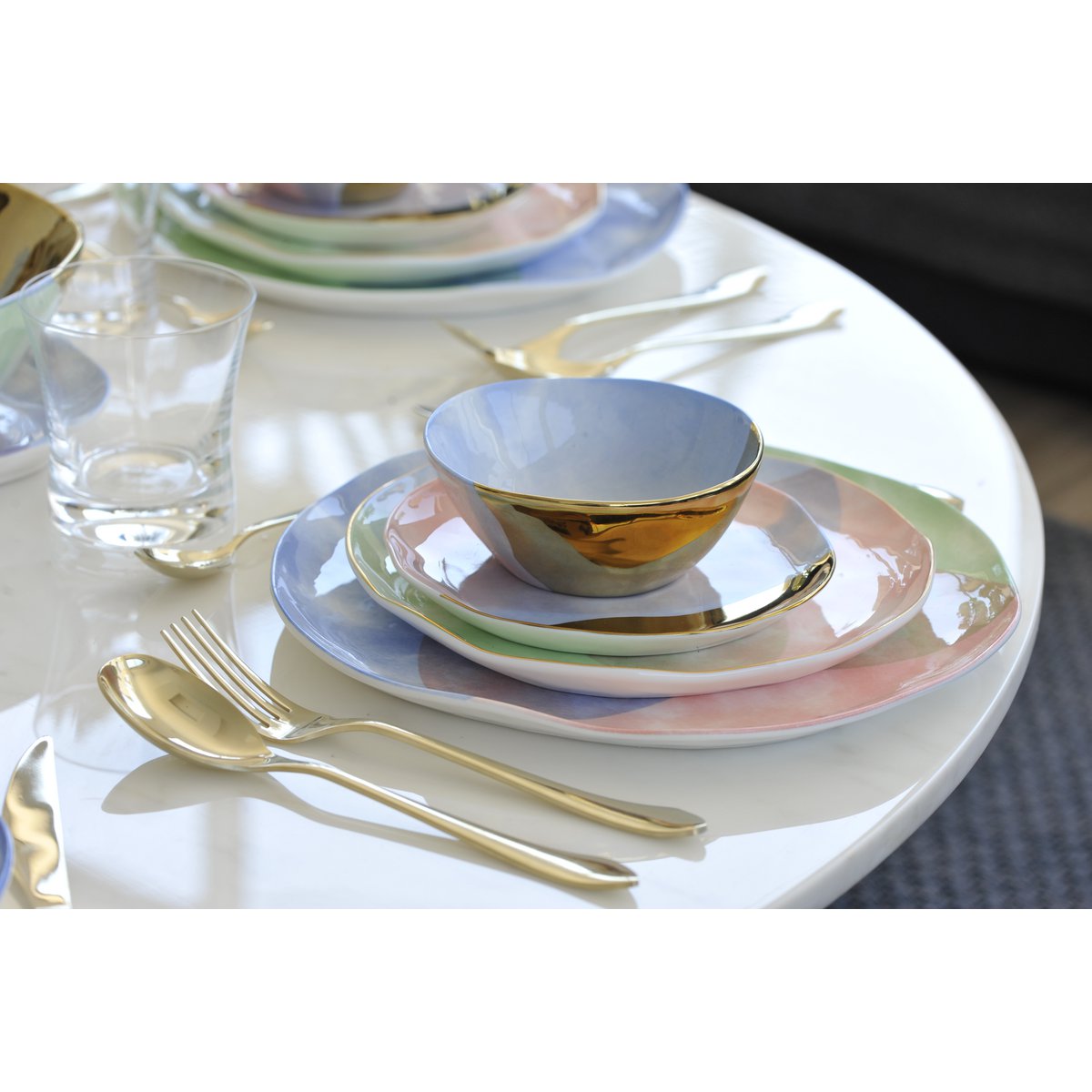 ASSIETTE PLATE TRICOLORE-PARADISE
