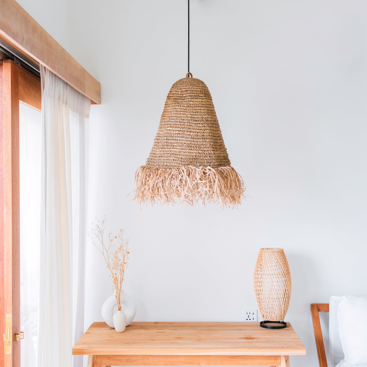 Abat-jour Raphia Boho – Lampe suspendue – Lampe suspendue – Plafonnier tissé à la main avec longues franges (3 tailles Ø 30/40/50 cm) KALIMA