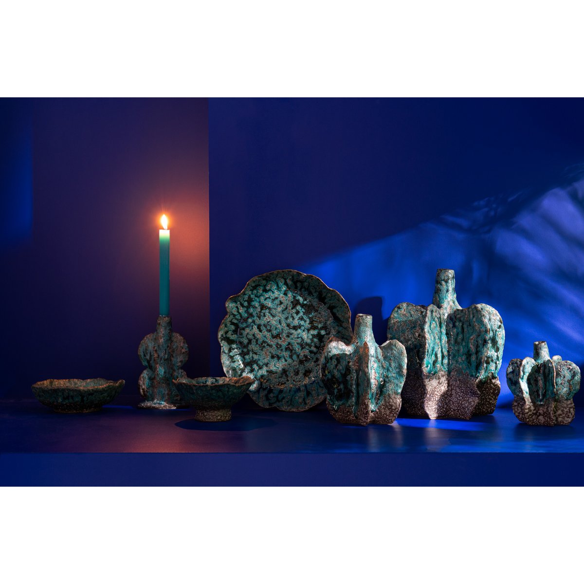 Plateau J-Line Decorative Naga Ceramic Azure / Brown Medium