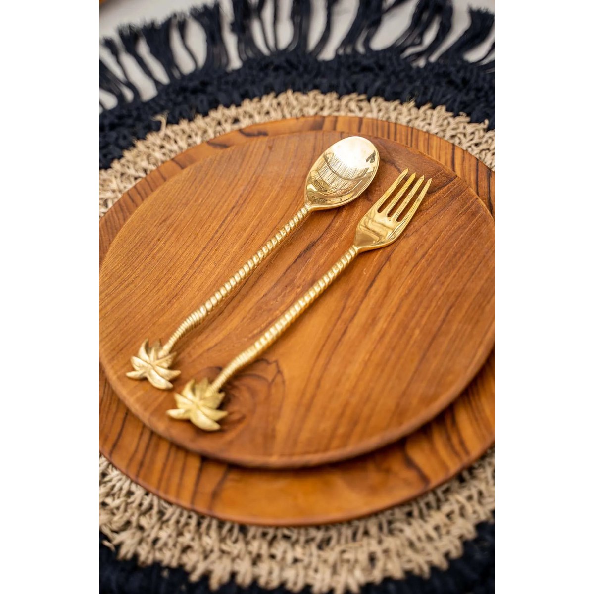 Assiette ronde en racine de teck - M