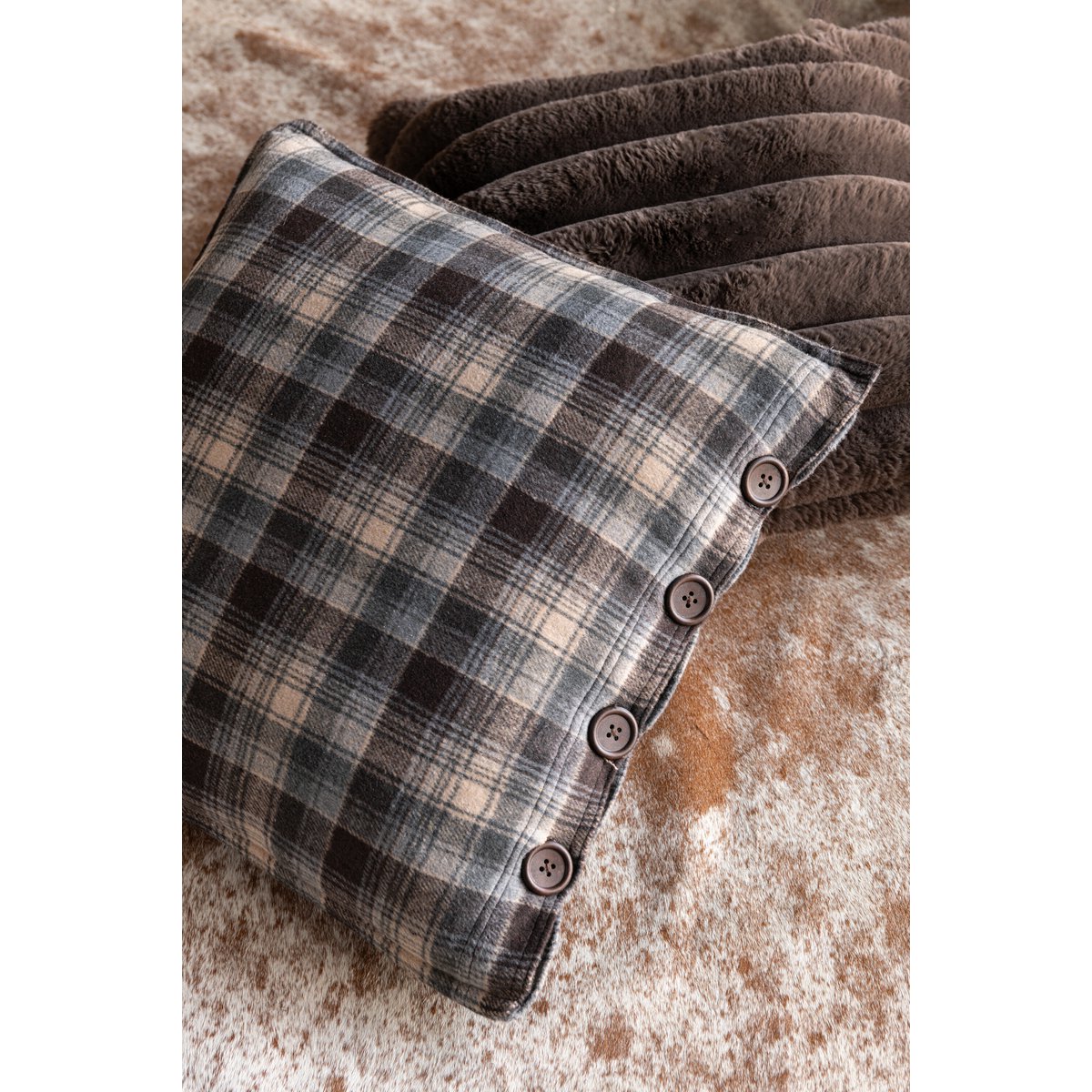 J-Line Coussin Large Velours Côtelé Polyester Chocolat