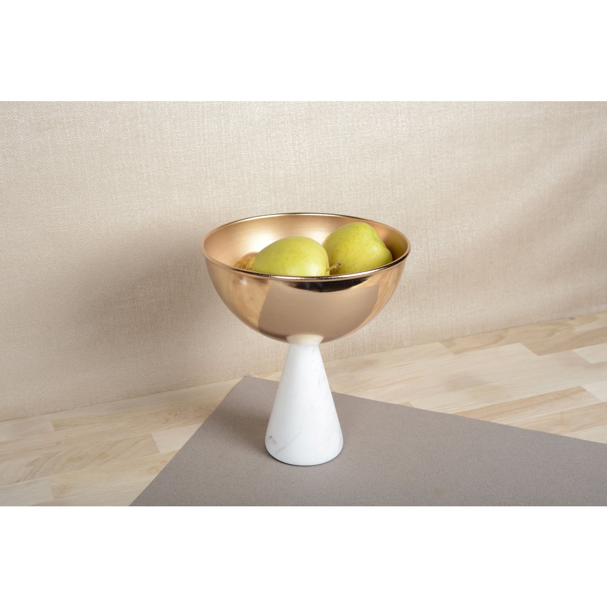 COUPE SUR PIED BLANCHE ET ROSE DOREE 20.5X20.5X24CM