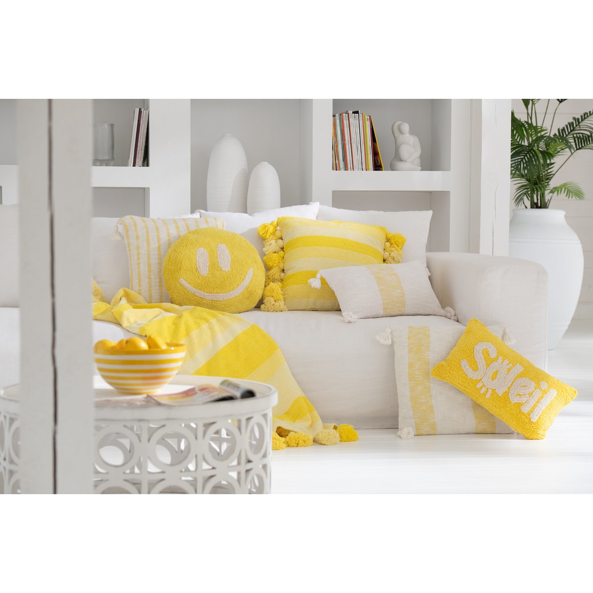 J-Line Coussin Soleil Tufté Coton Jaune/Blanc