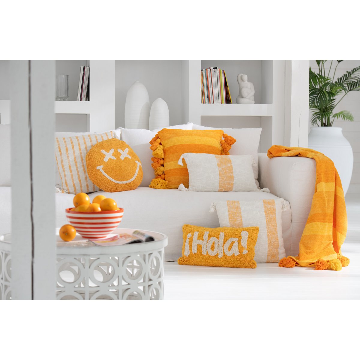 J-Line Coussin Hola Tufté Coton Orange/Blanc