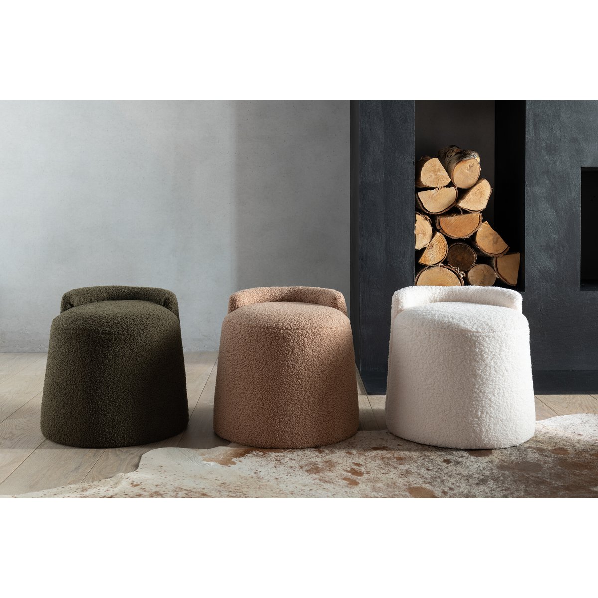 J-line poef Teddy Round + RugleUing Bouclé Green