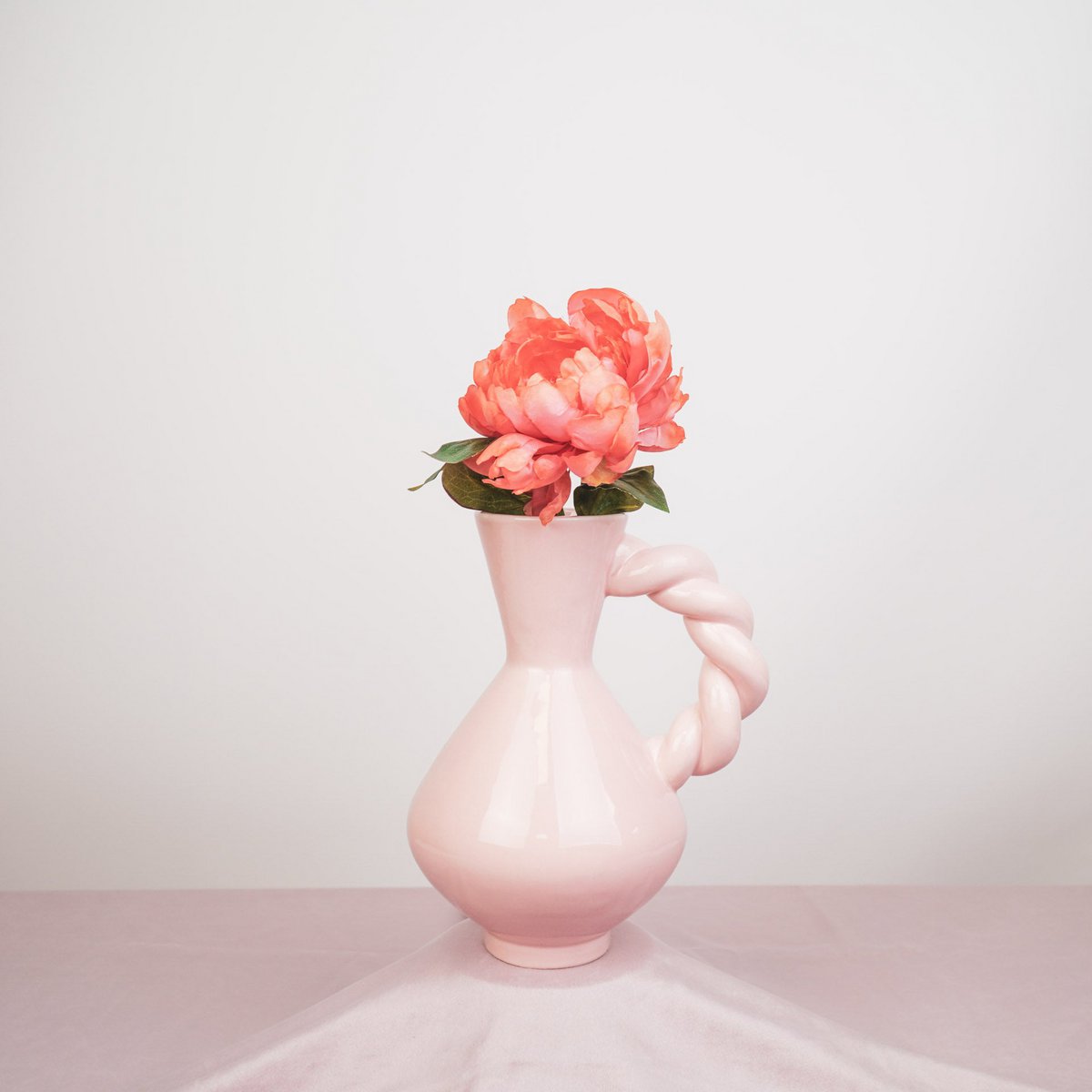 Vase - Poignée torsadée - Dolomite - rose - 17,5x13.5x22cm