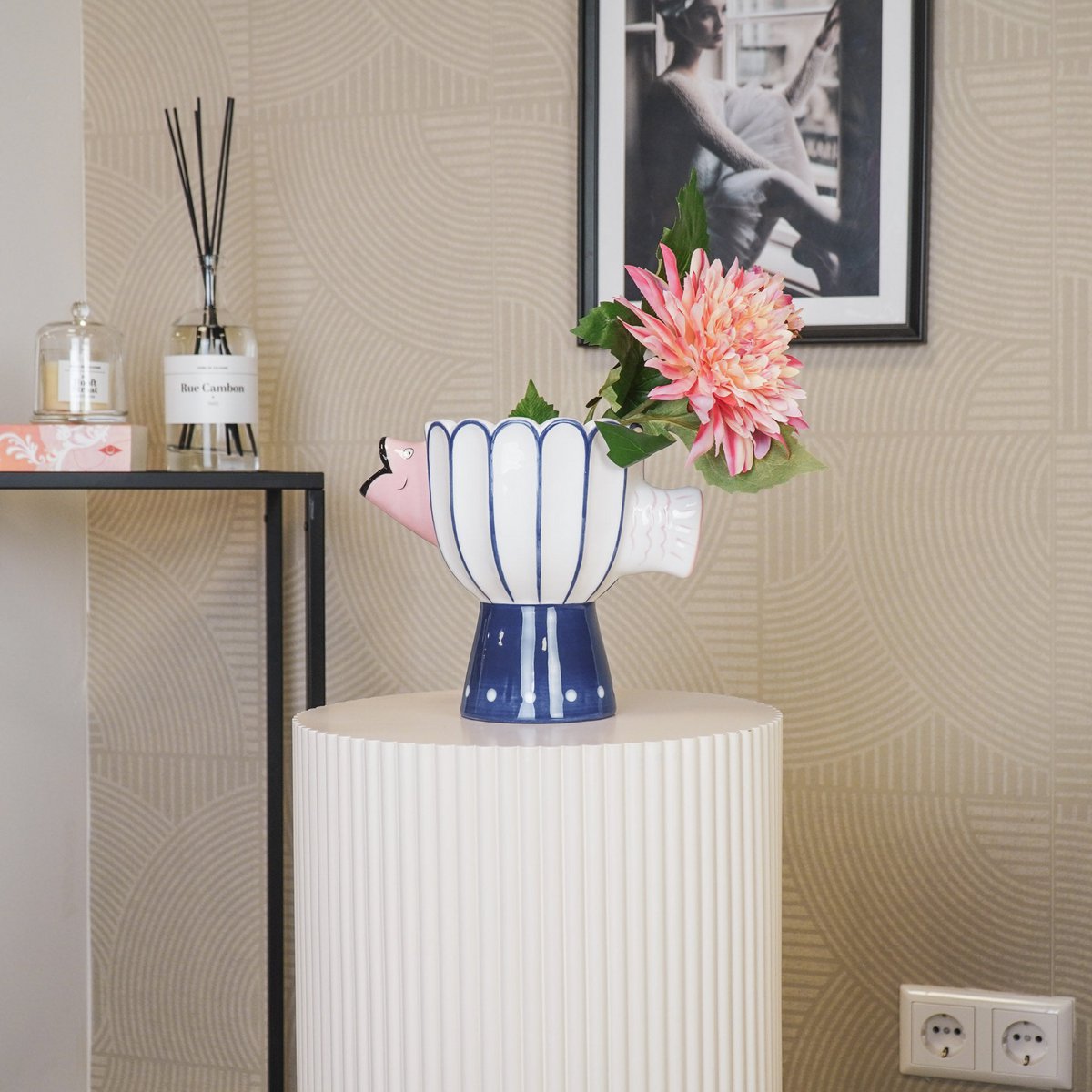 Vase - Fish- Dolomite -Blue / White / Pink -21x13.5x18cm