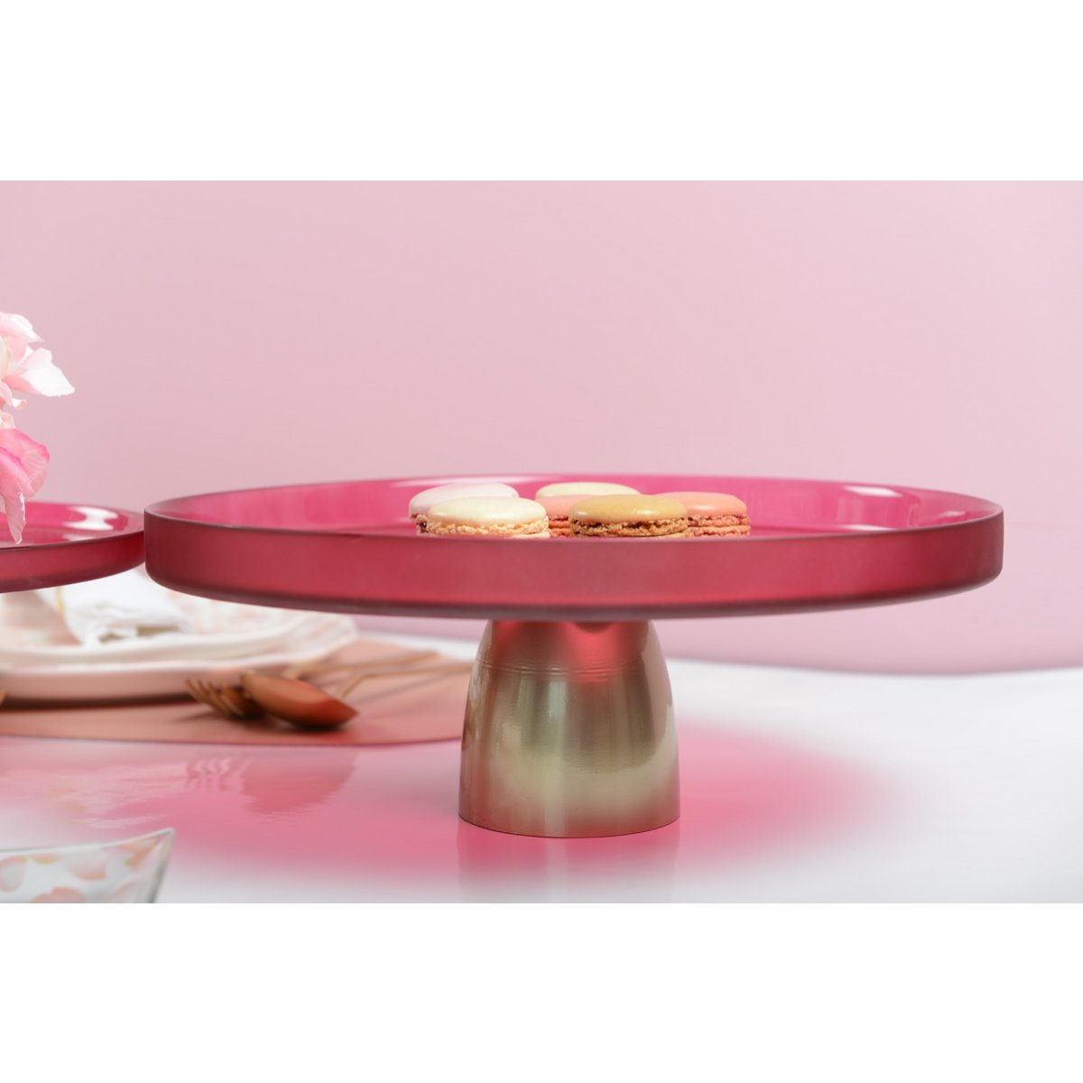 PLATEAU FRAMBOISE SUR PIED DORE 28CM
