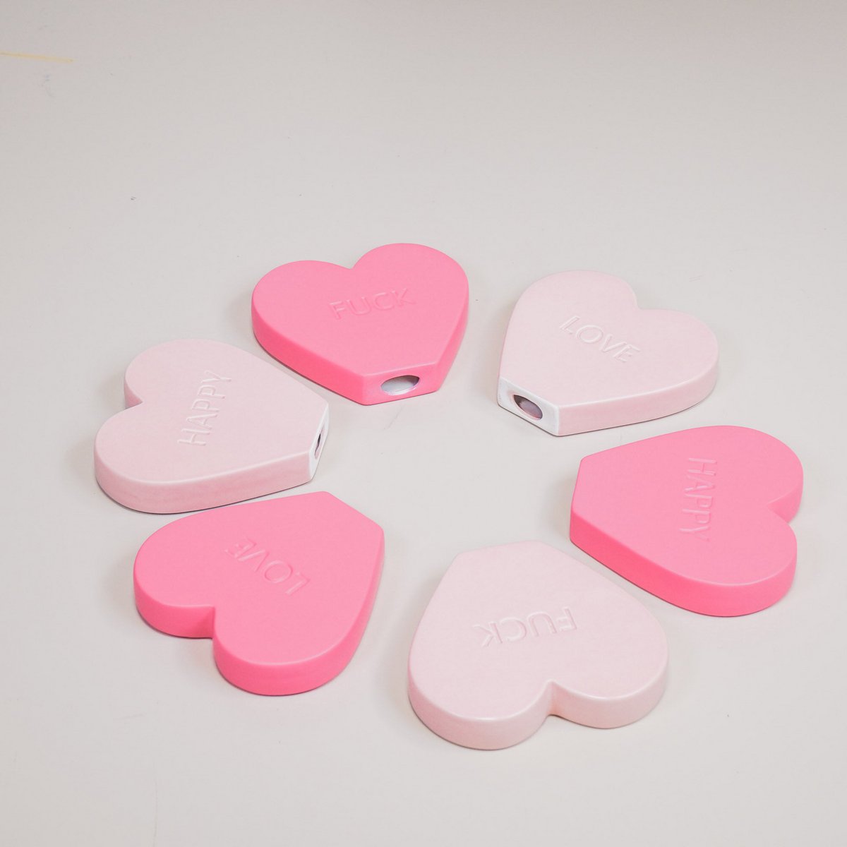 Ornement- Candy Heart 'FUCK'- Rose Fluo- 20x4x18,5cm