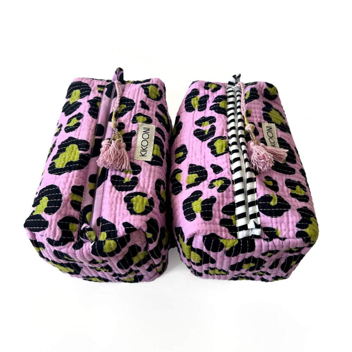 petite trousse à maquillage "oh leo cosmic lilas"