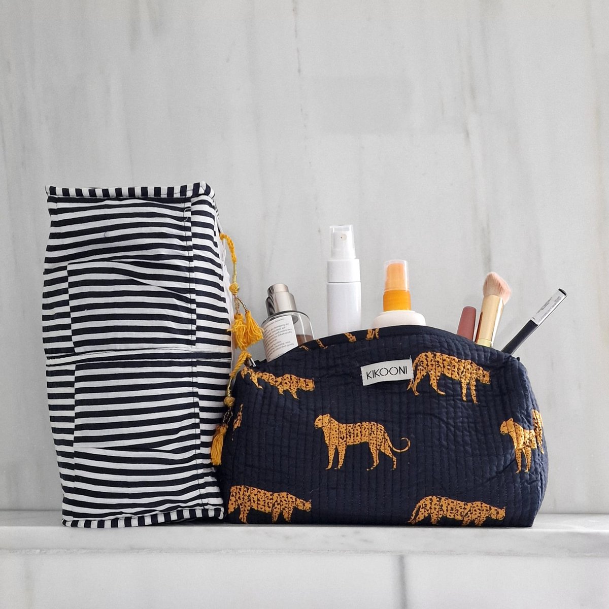 sac cosmétique fait main "Léopard Noir"
