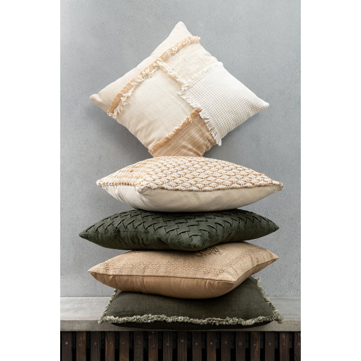 Coussin J-Line Broderie - coton - beige